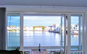 Akrehamn Marina